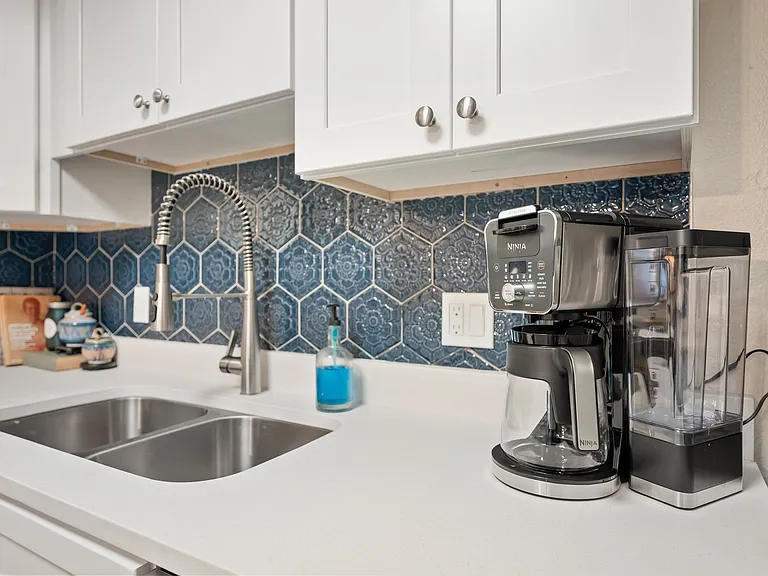 2143 E Center Ln #1 — Photo 10