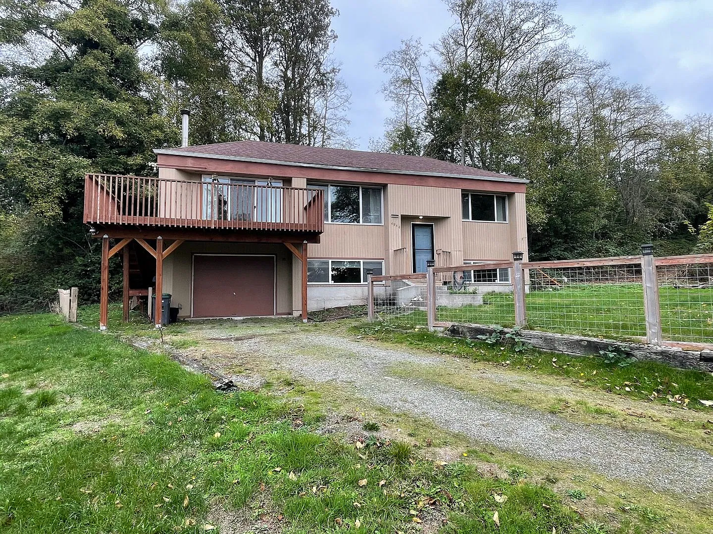 Spacious 2-Bedroom Home with Bonus Room and Large Back Patio — Photo 2
