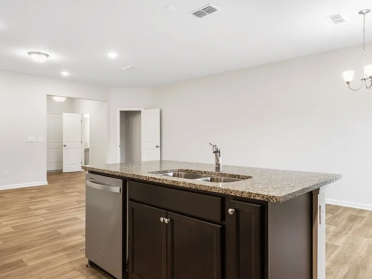 5029 Reader Way — Photo 5
