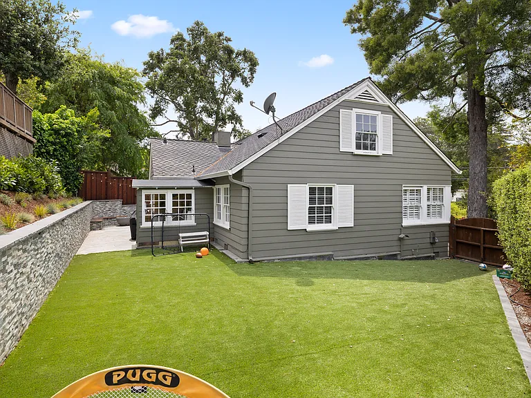 406 Edgewood Rd — Photo 15