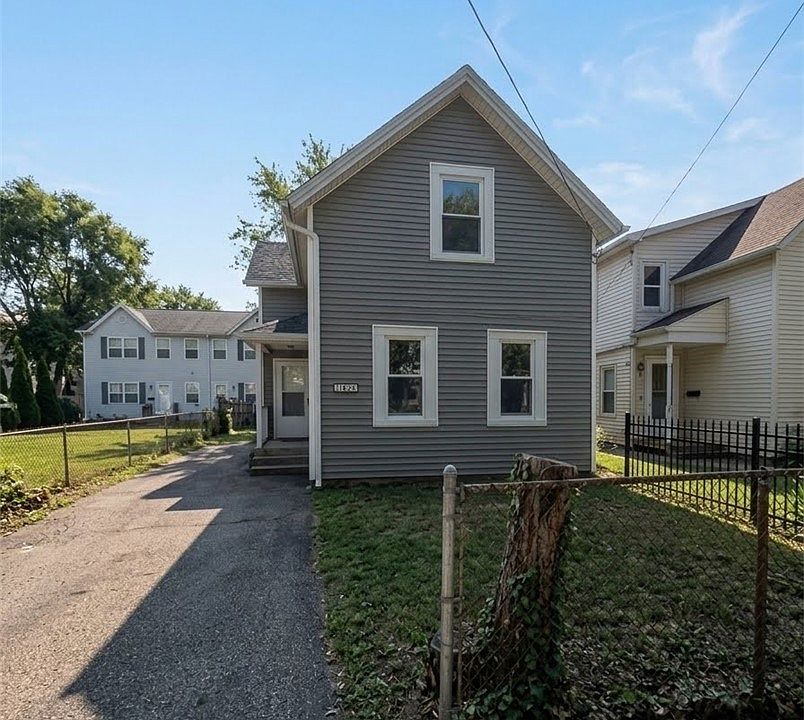 1st image of 2059 W 42nd St