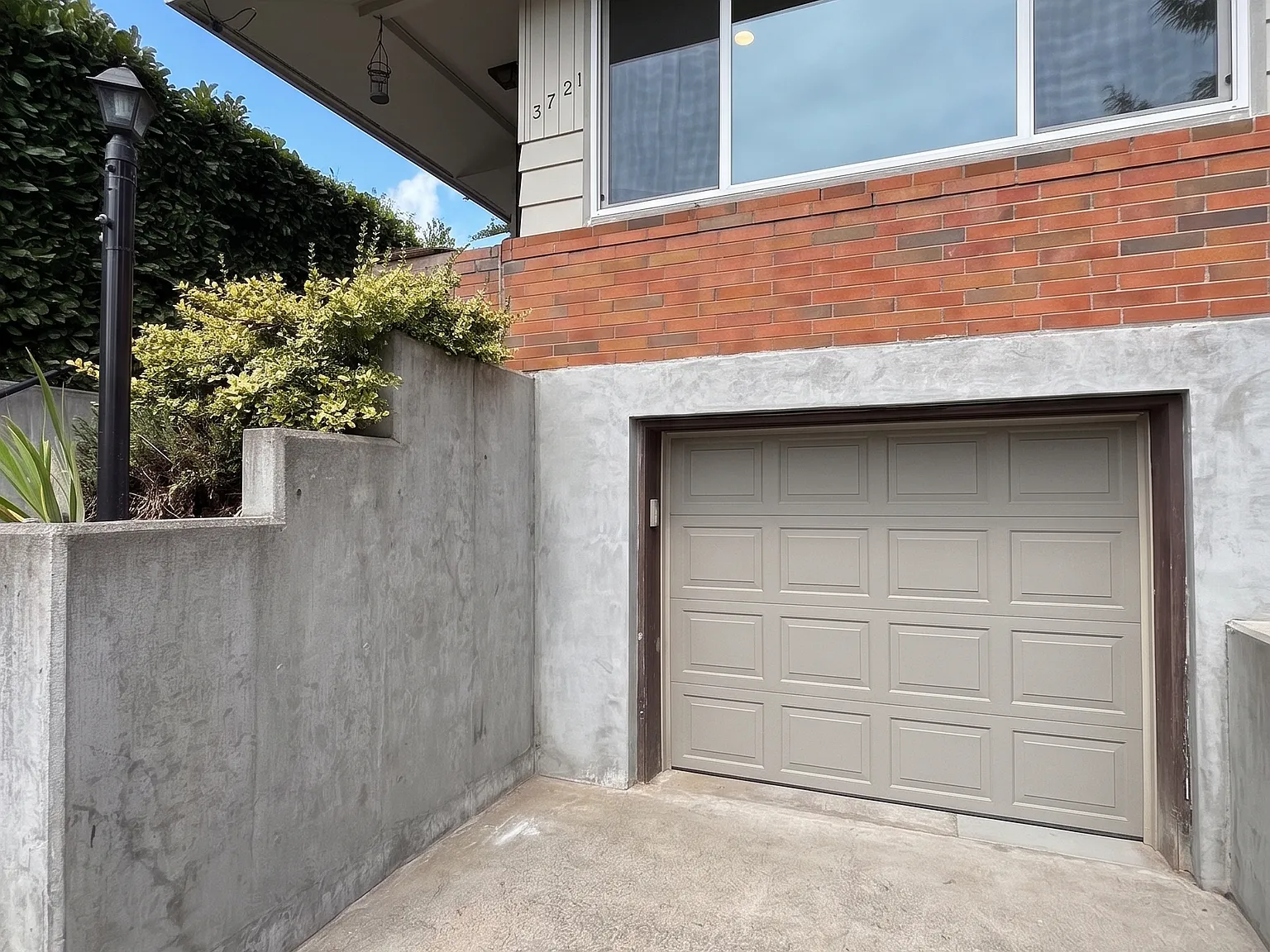 3 bed, 1335 sqft, $2,950 — Photo 2