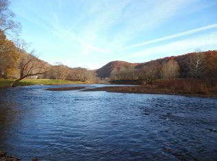 2106 Fairview Rd, Cass, WV 24927