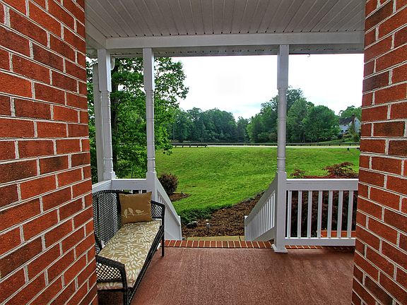 front porch front yard view