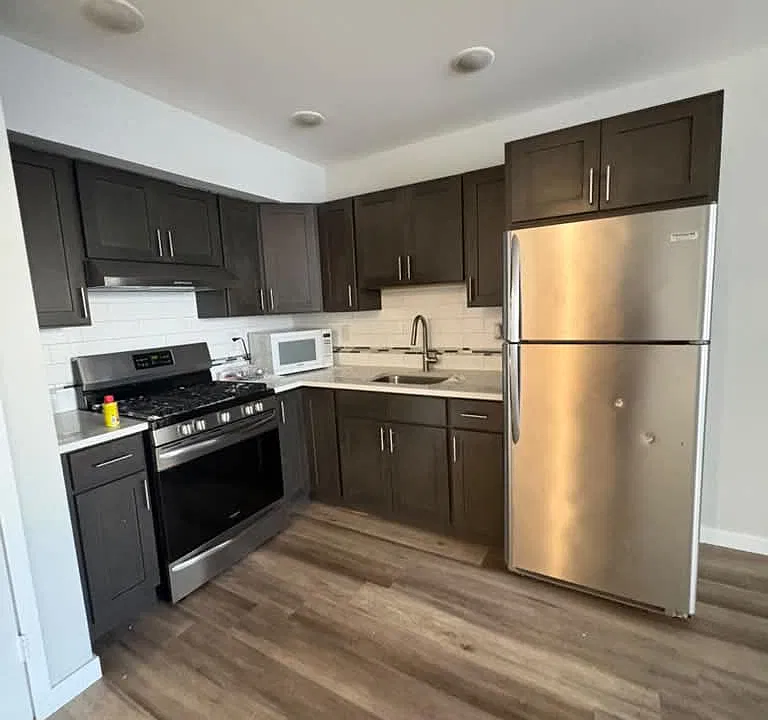 77 Park Ave #3