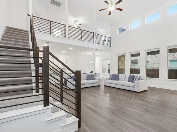 3021 Sage Ranch Dr, Leander, TX 78641