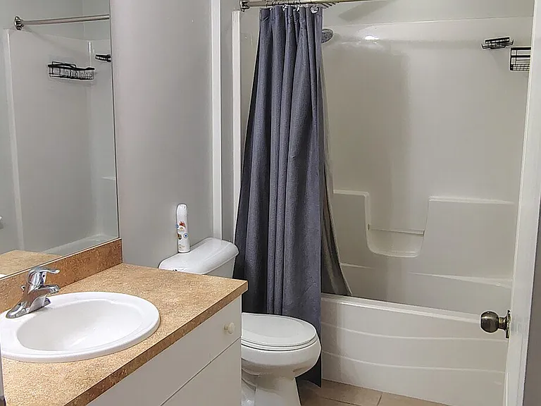 1624 Kismet Pkwy E — Photo 1