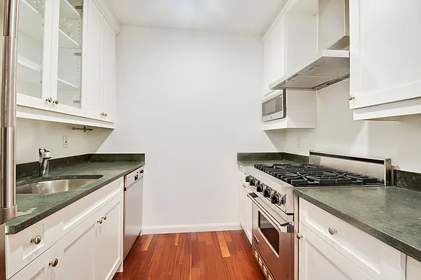 Rented by Corcoran | media 4