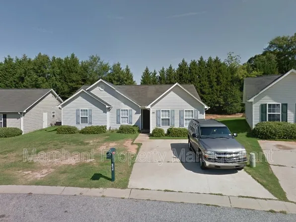 209 Cornerstone Ct, Simpsonville, SC 29681