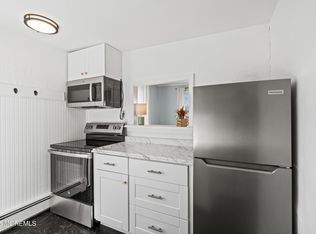 69 Embury Ave APT 3, Ocean Grove, NJ 07756