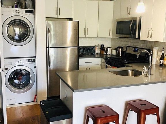 2nd image of 90 Marion St #3L