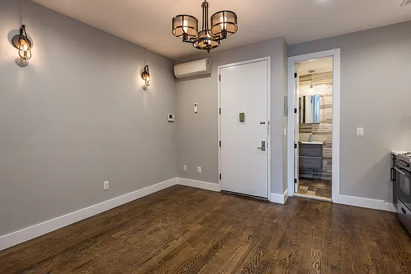 Rented by Nooklyn NYC LLC | media 58