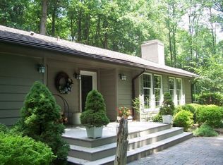 52 Mendham Rd, Bernardsville, NJ 07924