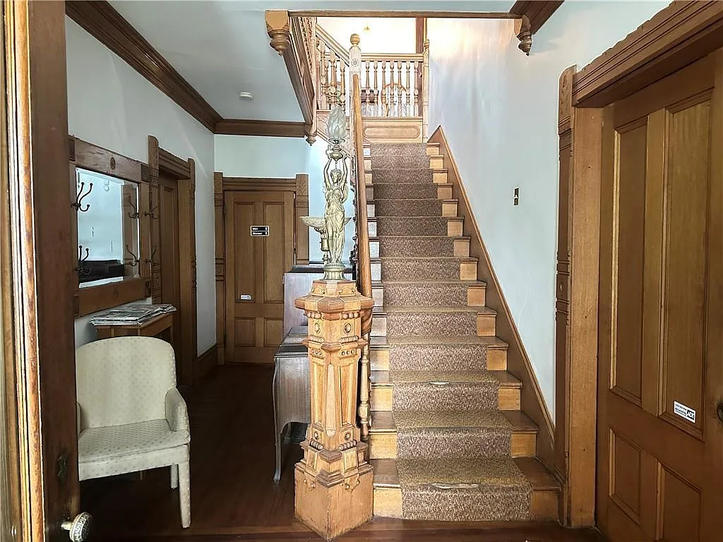 Studio, 450 sqft, $600 — Photo 3