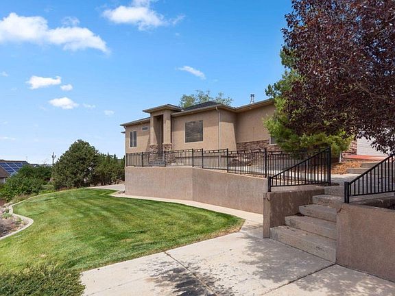 4th image of 2216 W Cedar Hills Dr