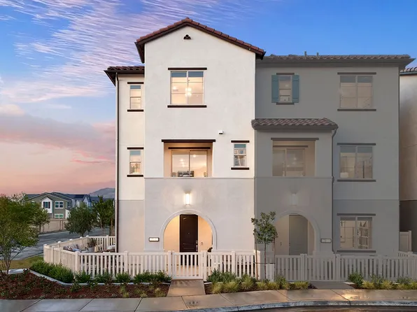 2578 Sprout Ln #102, Corona, CA 92883