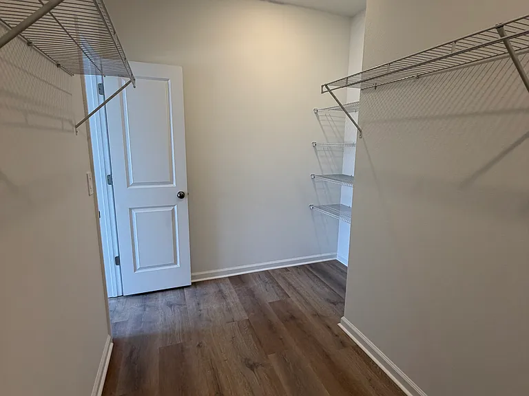 5175 Loyalty Dr — Photo 10