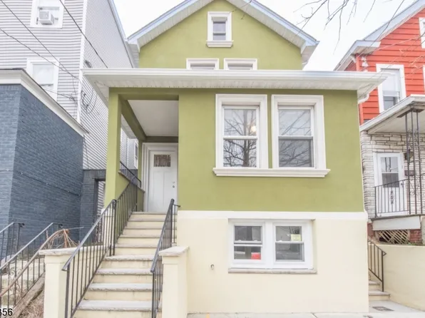225 2nd St, Newark City, NJ 07107