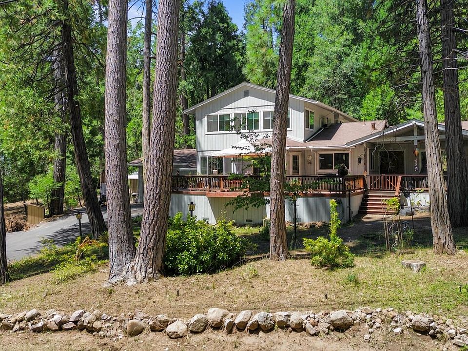 1st image of 2398 Country Club Dr