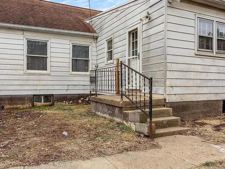 1019 Liberty Rd — Photo 22