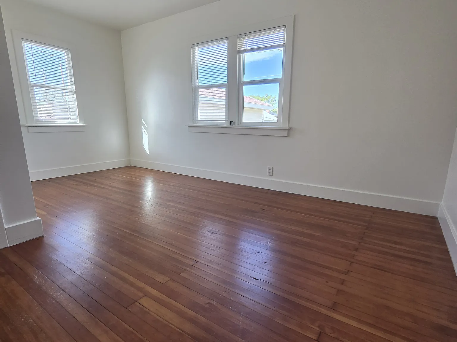 2 bed, 1240 sqft, $2,150 — Photo 4