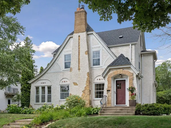 2810 Cleveland St NE, Minneapolis, MN 55418