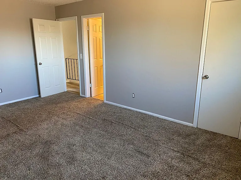 2569 E 99th Way — Photo 10