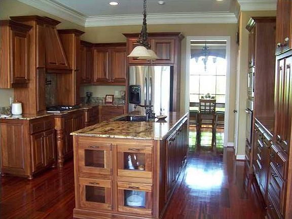 2nd image of 207 Vanburg Pl