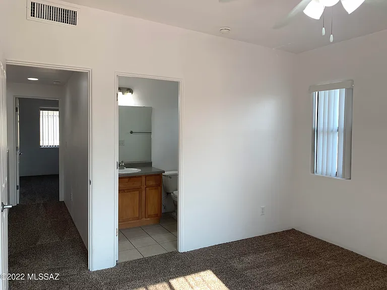 1741 E Hedrick Dr — Photo 26