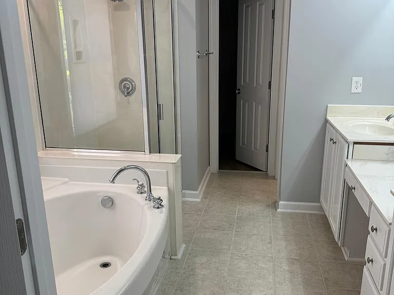1637 Legendary Ln — Photo 10