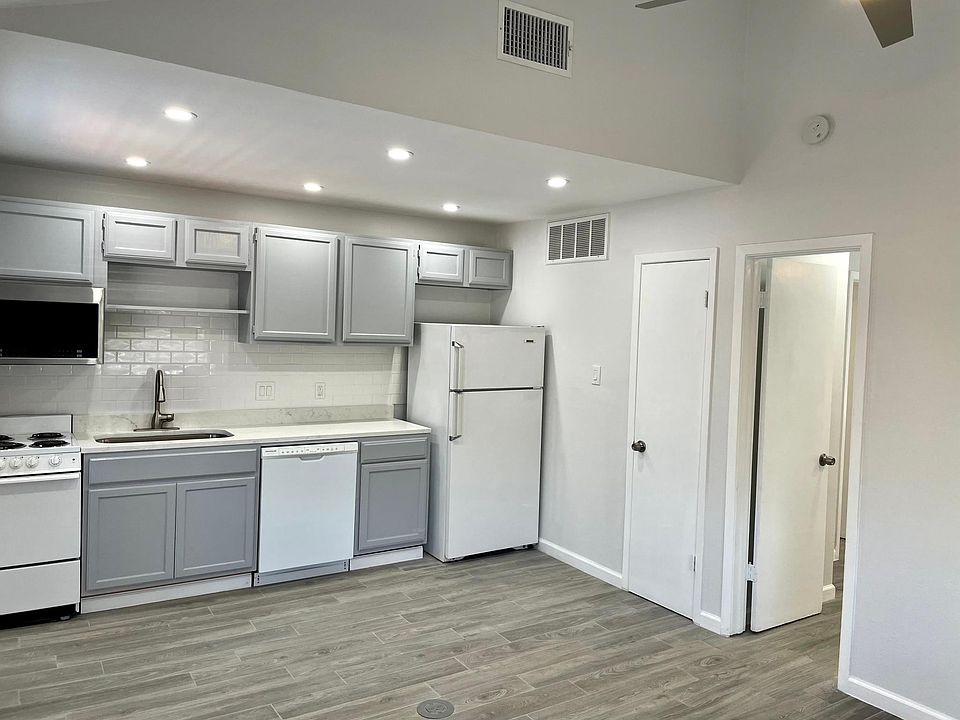 1st image of 4405 Avenue A APT 26