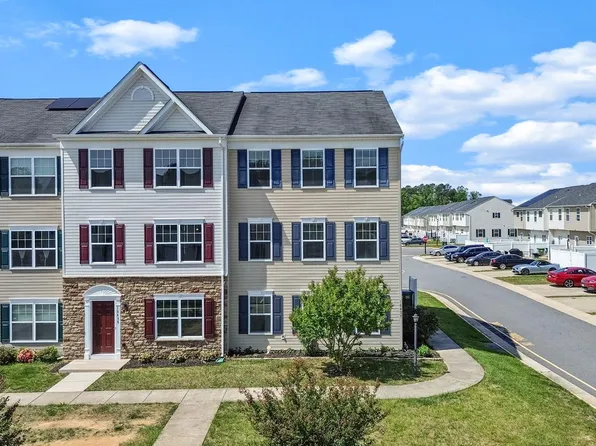 18437 Congressional Cir, Ruther Glen, VA 22546
