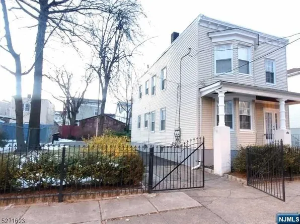133 22nd St, Irvington, NJ 07111