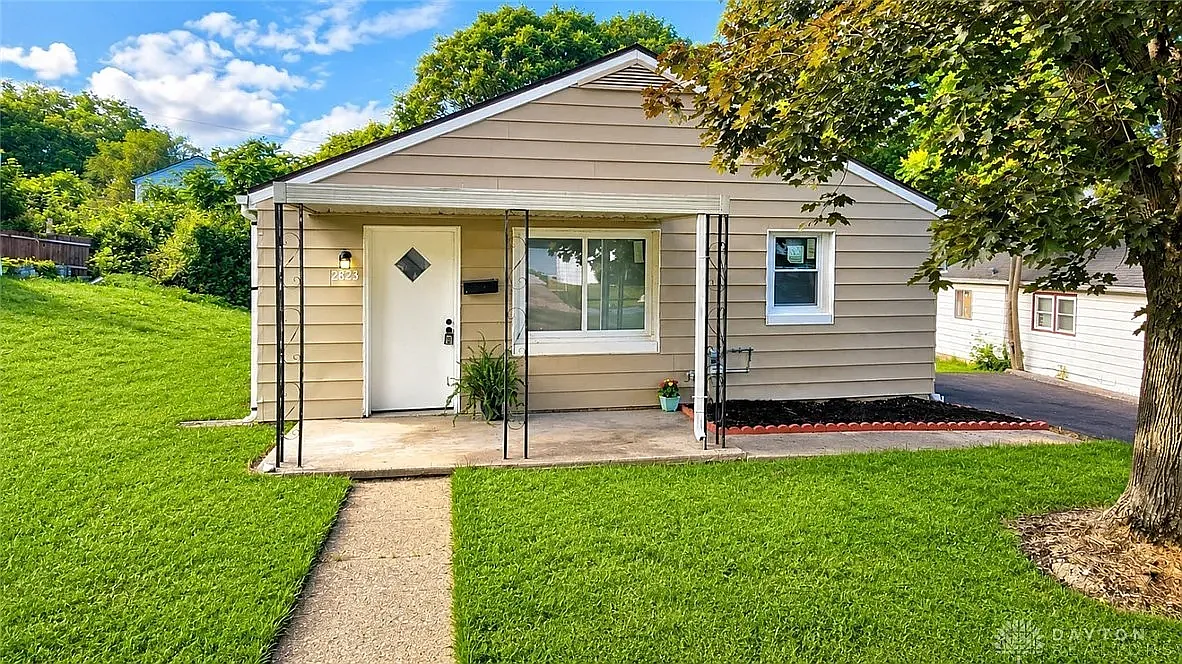 2 bed, 884 sqft, $1,025 — Photo 1