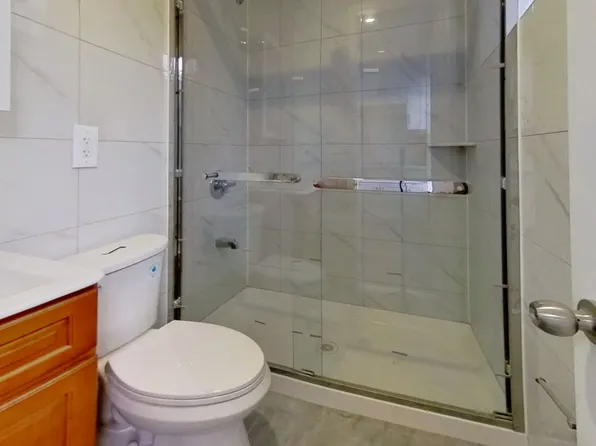 954 3rd Avenue image 10 of 13