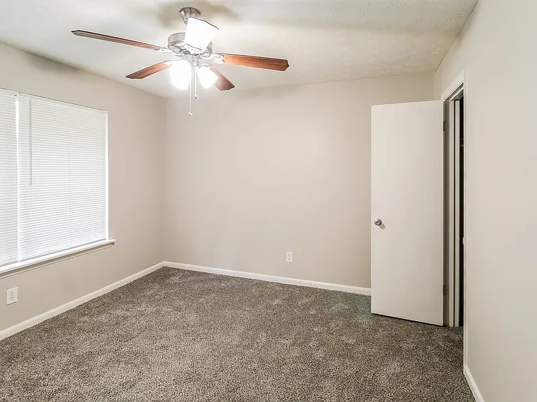 2861 Panther Ct — Photo 11