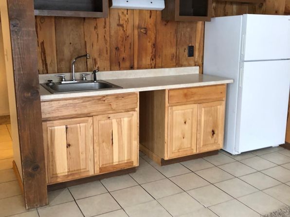 166 Aynes Ct Studio B-2