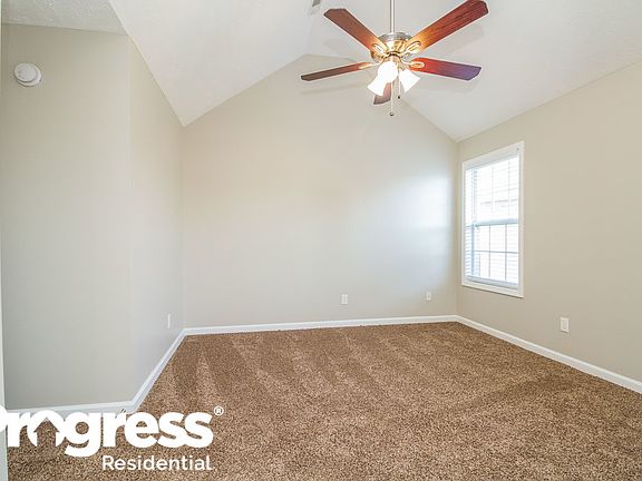 4th image of 9024 Nevada Ave