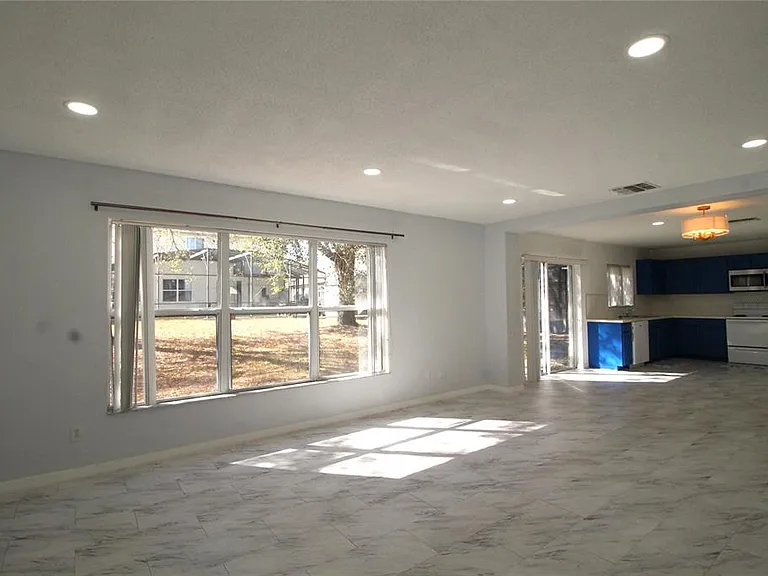 1455 Blue Horizon Dr — Photo 5