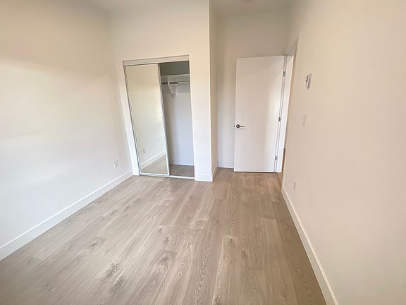 4th image of 808 Gauthier Ave #800