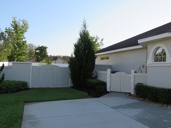 4th image of 1250 Catalina Blvd