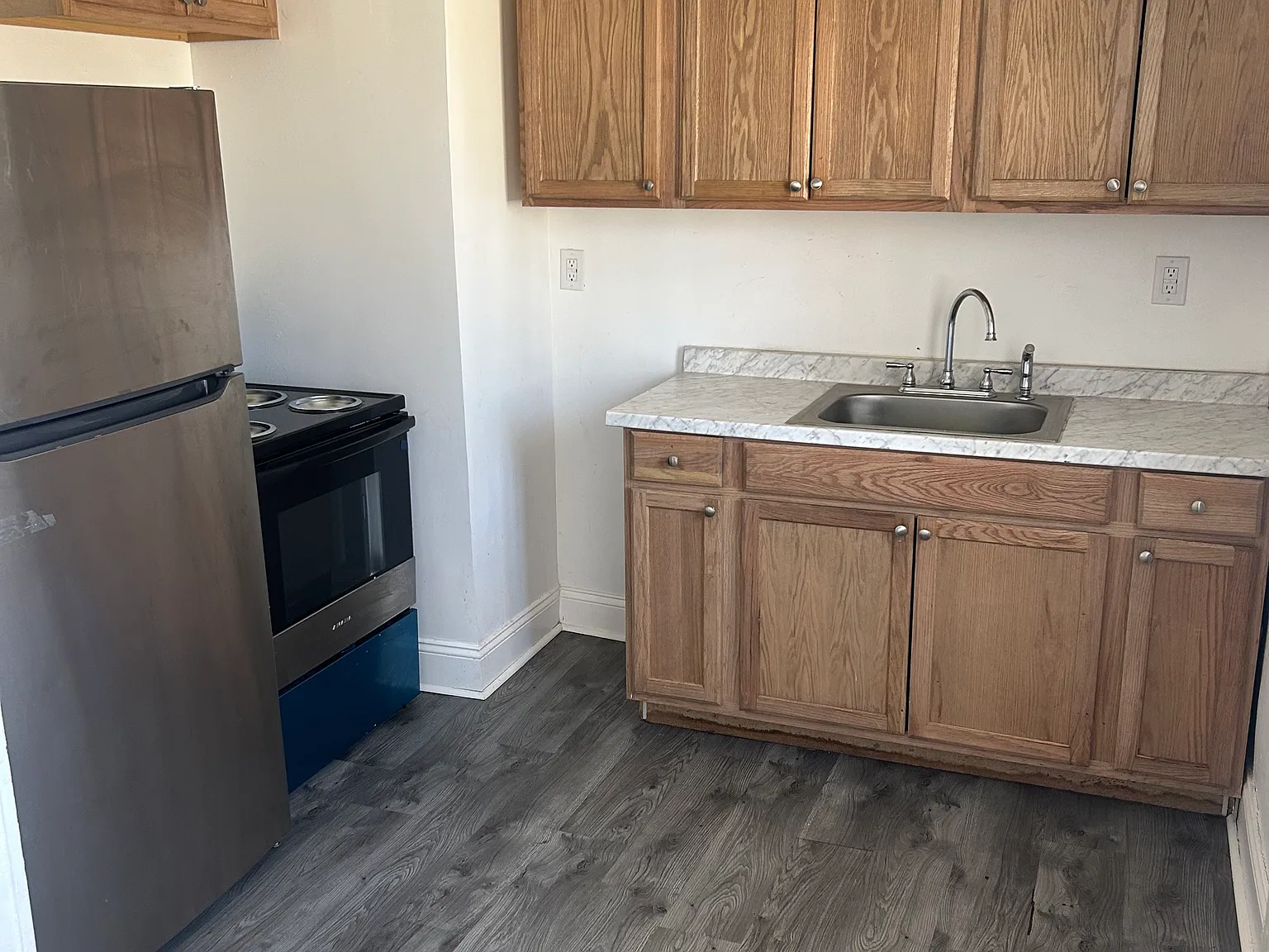 2 bed, 744 sqft, $1,000 — Photo 4