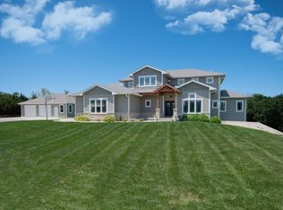 5925 NW Button Rd, Topeka, KS 66618