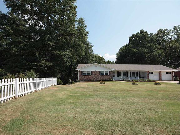 3rd image of 151 Stribling Cir