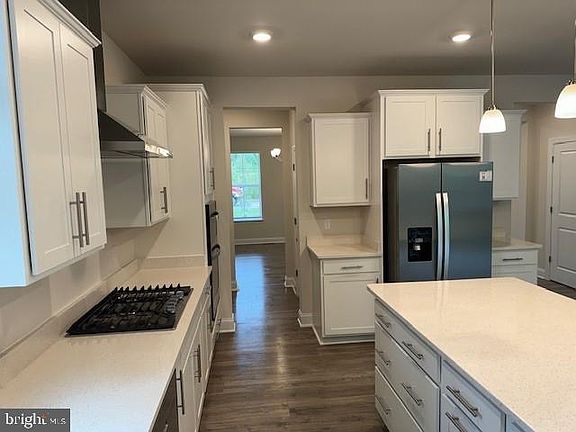 5th image of 623 Long Meadow Dr