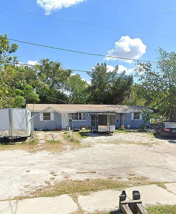 1st image of 1104 E 122nd Ave