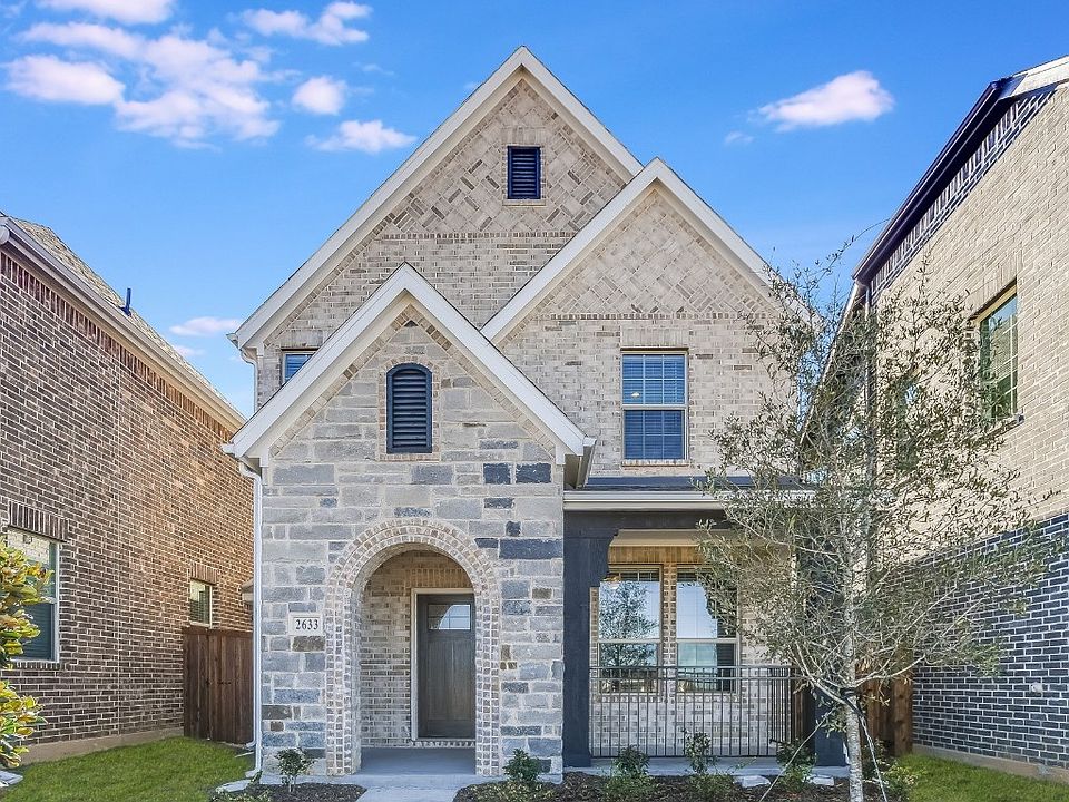 1st image of 2633 Kings Canyon Mews