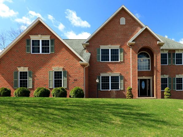 311 Treetops Dr, State College, PA 16801