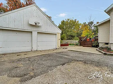 3234 Byron Center Ave SW — Photo 16