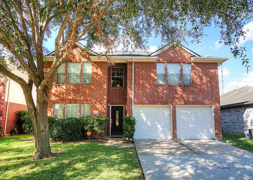 1st image of 9251 Floral Crest Dr
